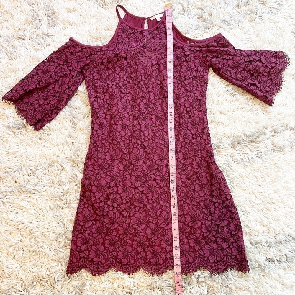 Skies are Blue | Lace Cold Shoulder Dress size Medium, M, Wine/Burgundy color. - Picture 12 of 13